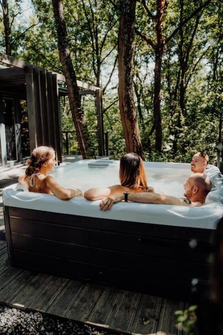 Verőcemaros Maroska Forest Cabin & Wellness מראה חיצוני תמונה